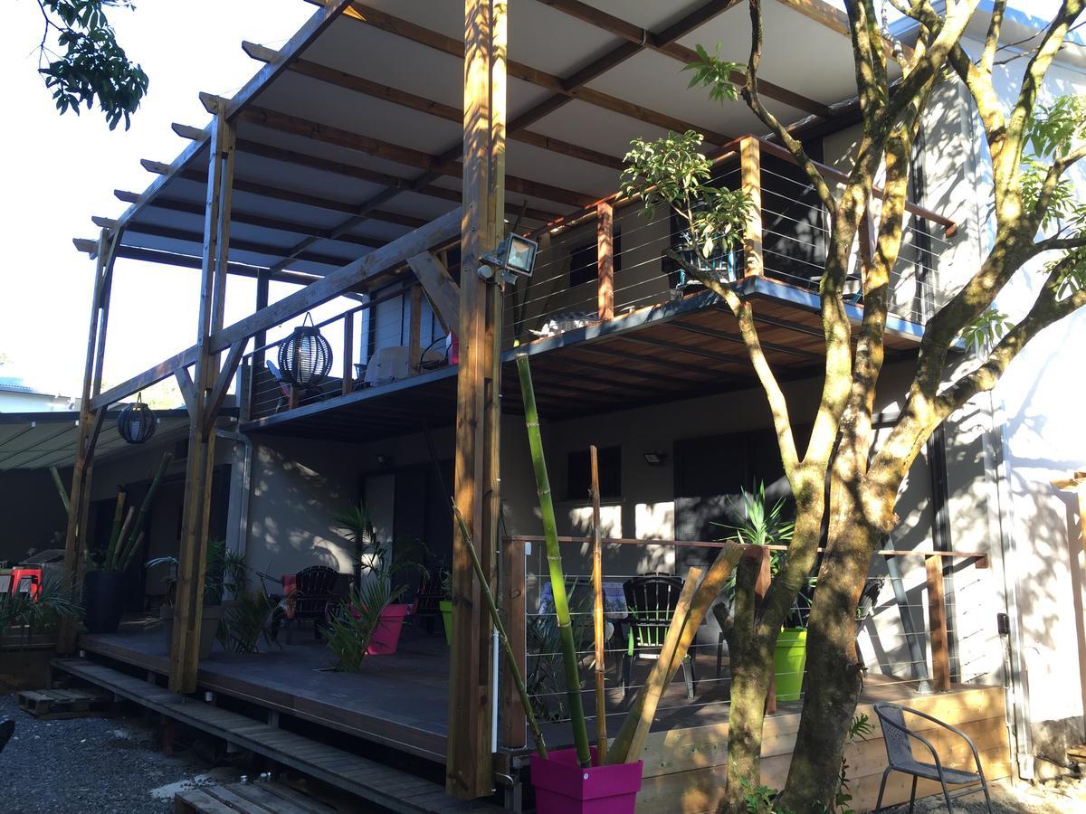 Le Lambablanc Bed & Breakfast Bras-Panon Exterior photo