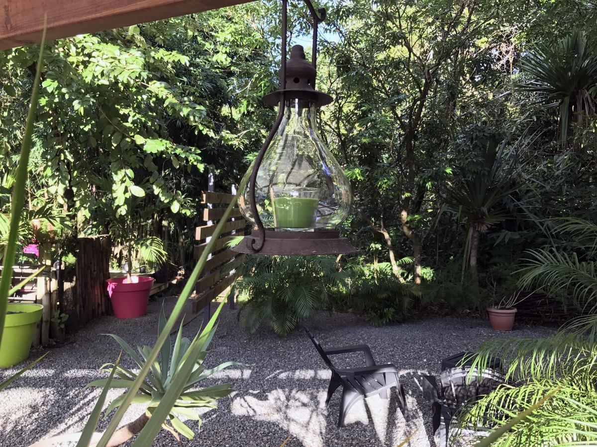 Le Lambablanc Bed & Breakfast Bras-Panon Exterior photo